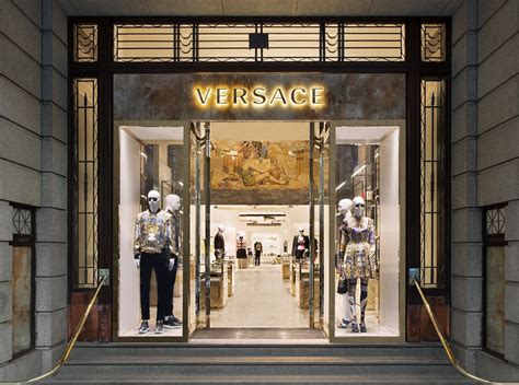 versace customer support